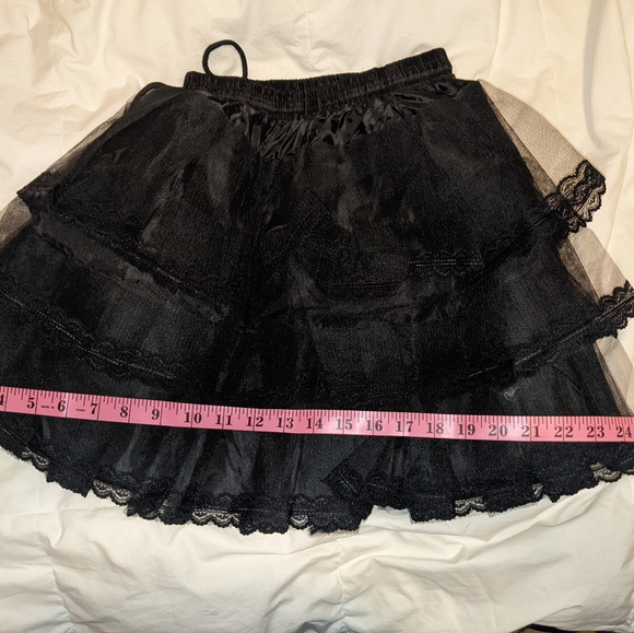 Triple tiered crinoline skirt - Picture 10 of 10